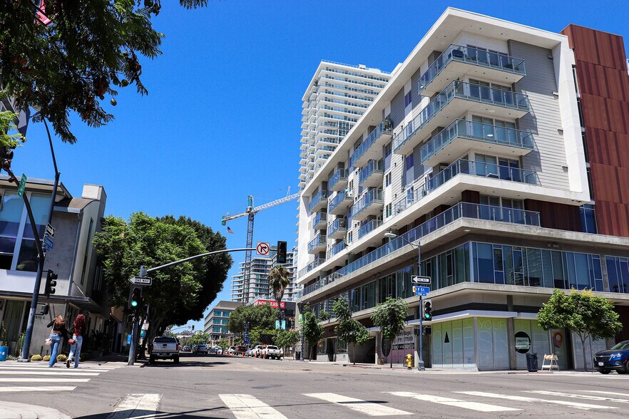 More Photos Of 1110 F St, San Diego Apartments For Lease