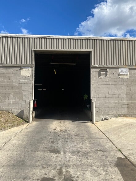 More Photos Of 1001-1021 E Venango St, Philadelphia Unknown For Lease