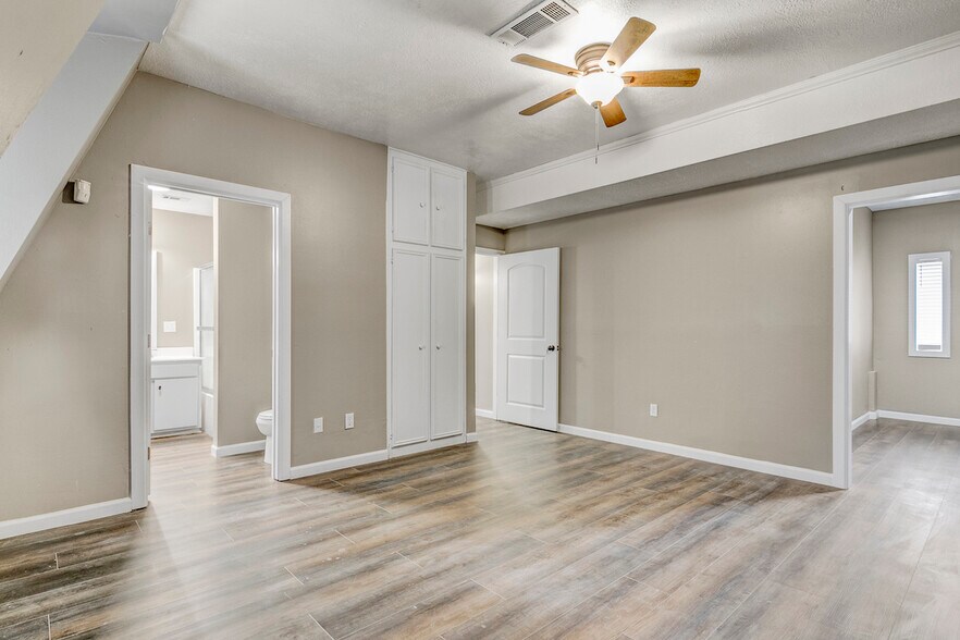 More Photos Of 3350 Mcfaddin Ave, Beaumont Apartments For Lease