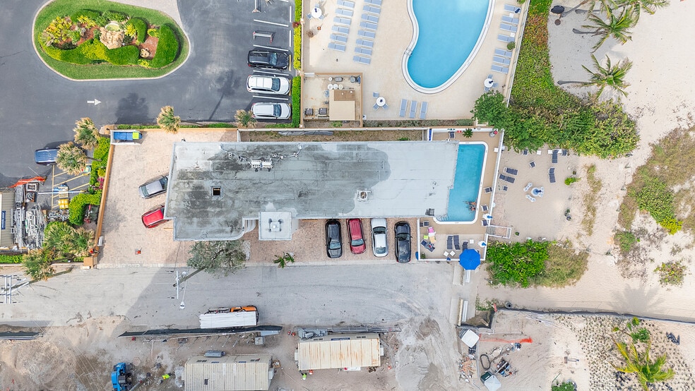 More Photos Of 3401 NE 10th St, Pompano Beach Hotel For Sale