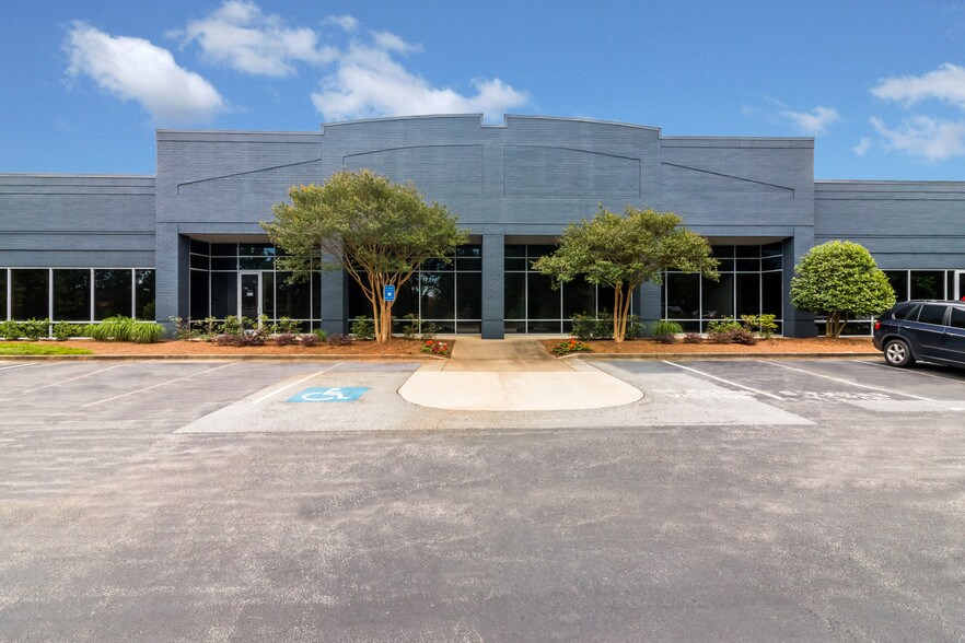 More Photos Of 6700 Sugarloaf Pky, Duluth Unknown For Lease