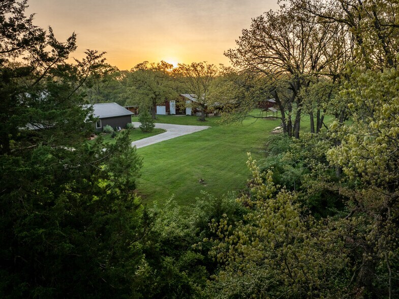 More Photos Of 129 Vaughan Rd, Eldon Lodge Meeting Hall For Sale