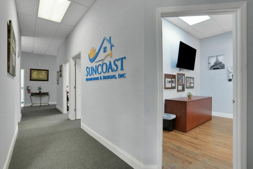 More Photos Of 12428 San Jose Blvd, Jacksonville Office For Sale