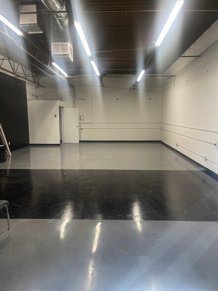 More Photos Of 8100-8200 N Classen Blvd, Oklahoma City Unknown For Lease