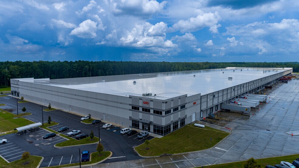 More Photos Of 521 Morgan Lakes Industrial Blvd, Pooler Warehouse For Lease