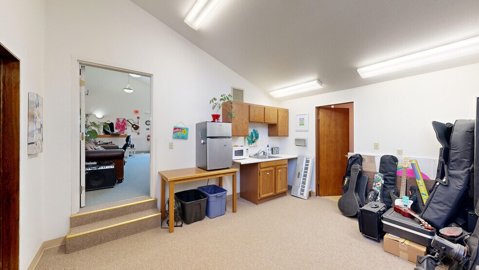 More Photos Of 225 E Palouse River Dr, Moscow Loft Creative Space For Sale