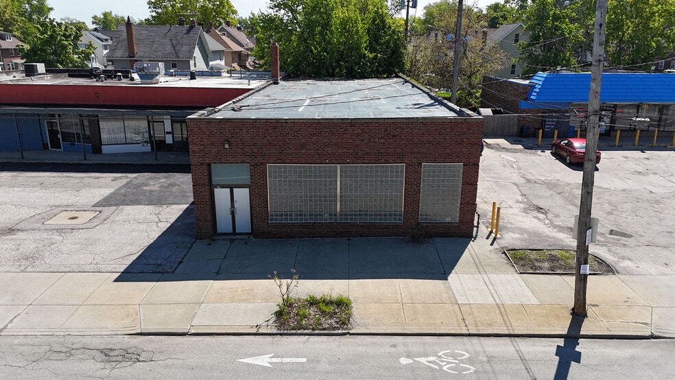 Primary Photo Of 15212 Lake Shore Blvd, Cleveland Flex For Sale