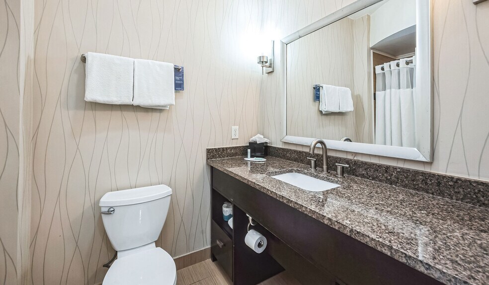 More Photos Of 24519 Interstate 45 Fwy, Spring Hotel For Sale