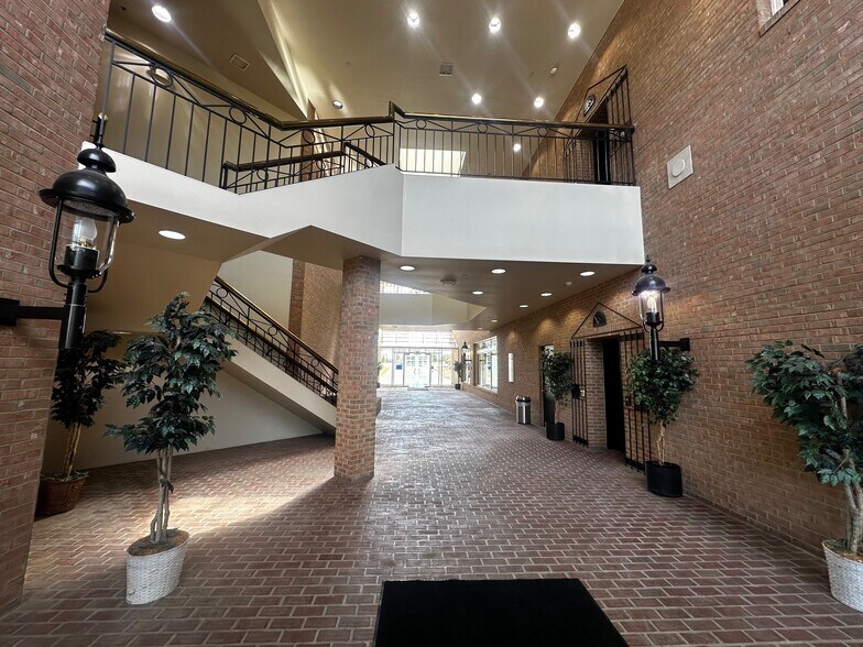 More Photos Of 2717 Miamisburg-Centerville Rd, Dayton Unknown For Lease