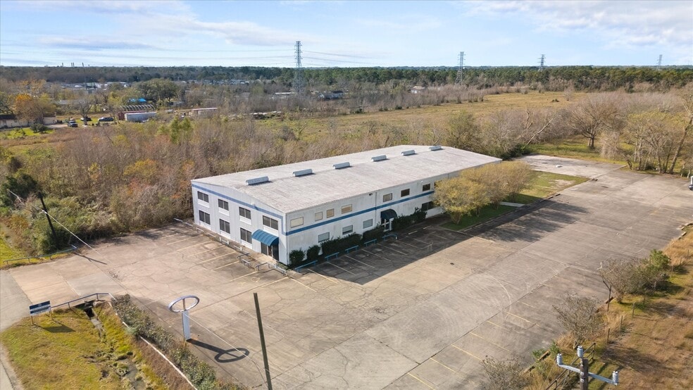 More Photos Of 4820 FM 2004 Rd, Hitchcock Warehouse For Sale