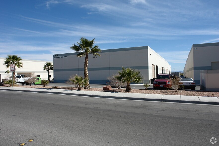 More Photos Of 6038 Topaz St, Las Vegas Warehouse For Lease