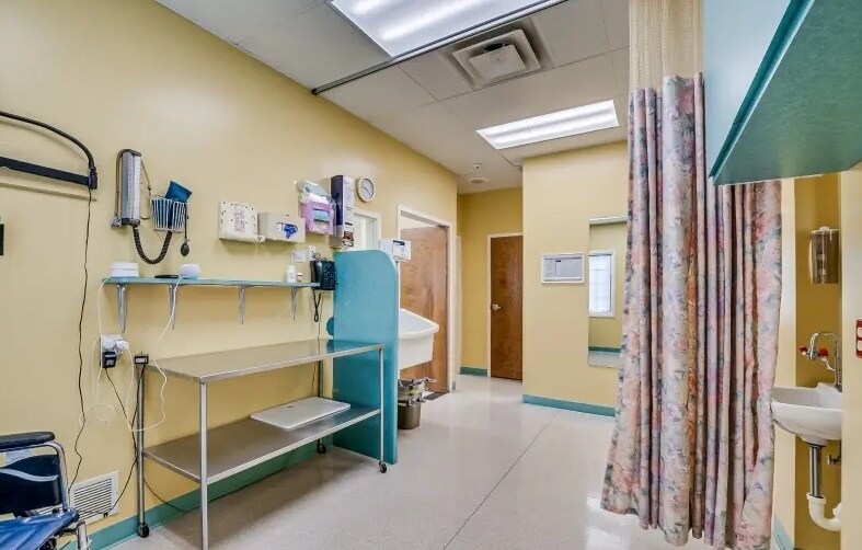 More Photos Of 3055 Route 27, Franklin Park Medical For Sale