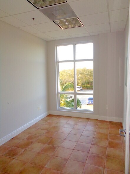 More Photos Of 5850 Coral Ridge Dr, Coral Springs Medical For Sale