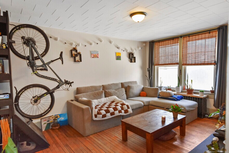 More Photos Of 9 River St, Saranac Lake Apartments For Sale