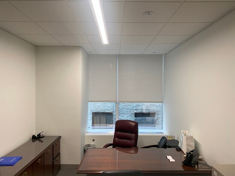 More Photos Of 10 E 53rd St, New York Office For Lease
