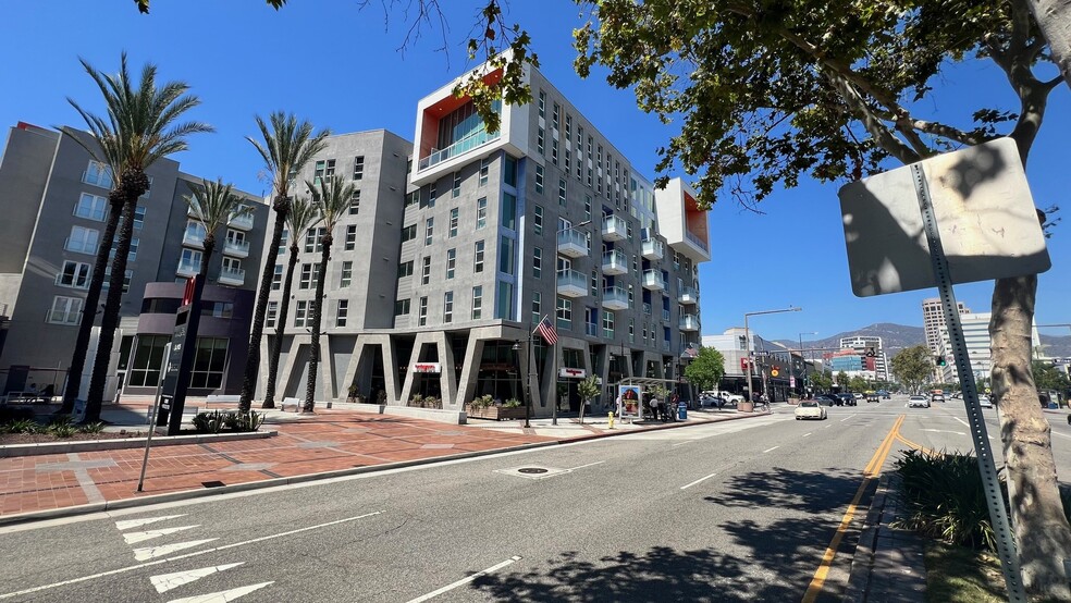 More Photos Of 108-120 W Wilson Ave, Glendale Apartments For Lease