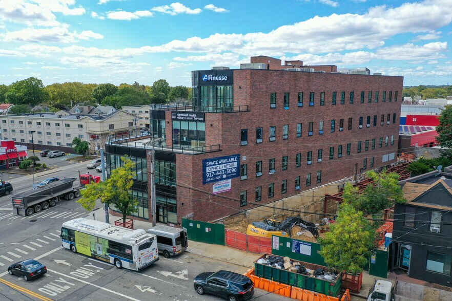 More Photos Of 251-73 Jericho Tpke, Bellerose Office For Sale