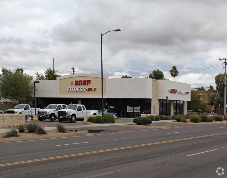 More Photos Of 410 W MC 85, Buckeye Freestanding For Lease