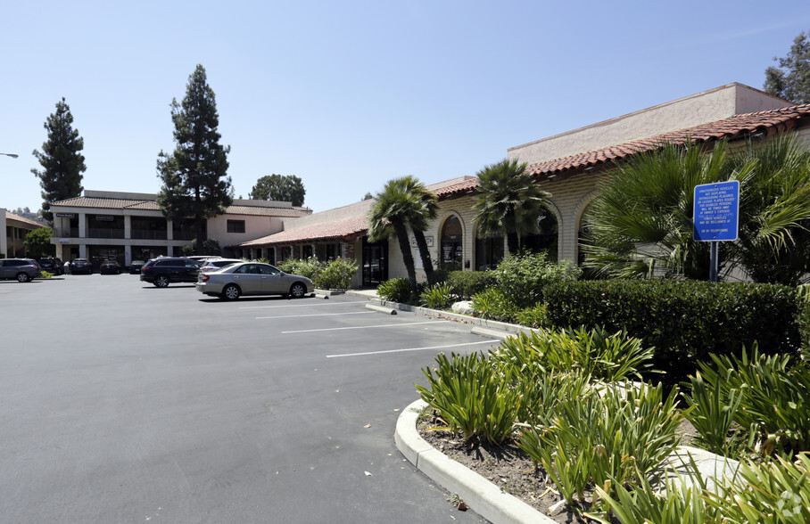 Primary Photo Of 31824-31850 Village Center Rd, Westlake Village Loft Creative Space For Lease