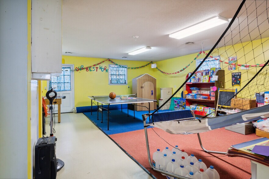 More Photos Of 235 Pine St, Oologah Daycare Center For Sale