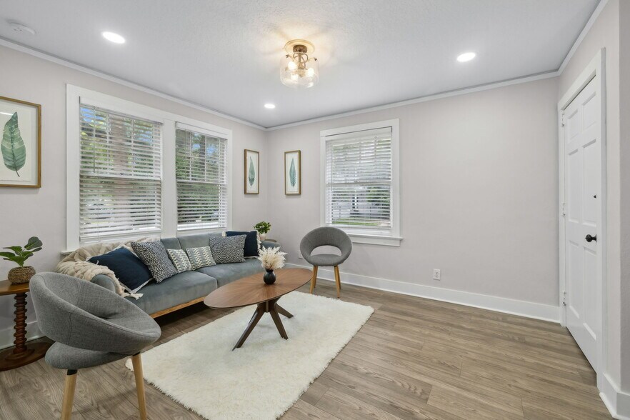 More Photos Of 240 E 6th St, Jacksonville Specialty For Sale