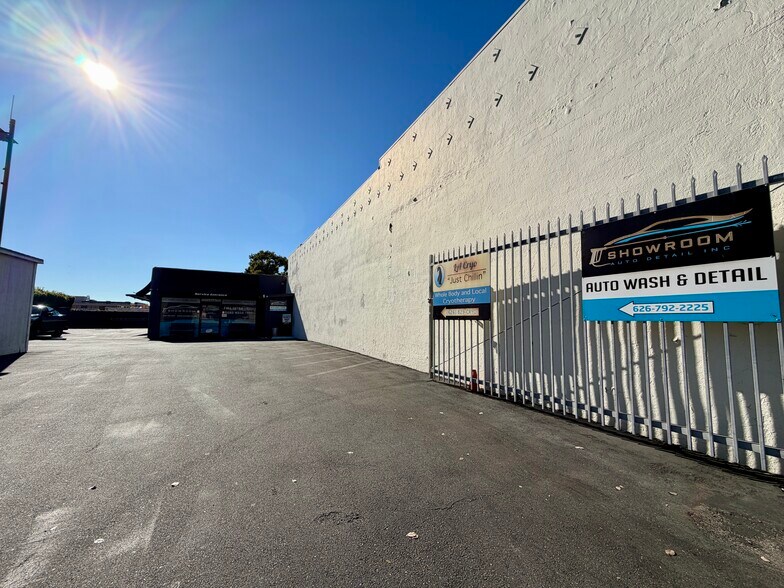 More Photos Of 1200 E Colorado Blvd, Pasadena Auto Repair For Lease