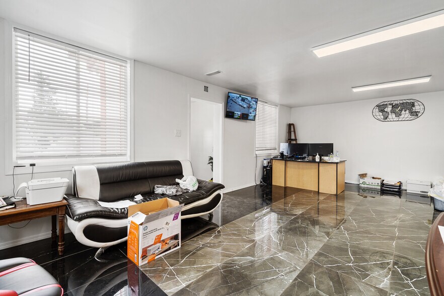 More Photos Of 1227 Deeds Ave, Dayton Warehouse For Lease