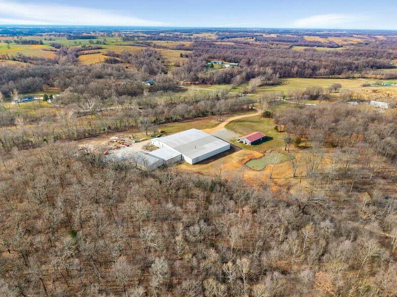 More Photos Of 23044 Honey Creek Rd, Sulphur Springs Distribution For Sale