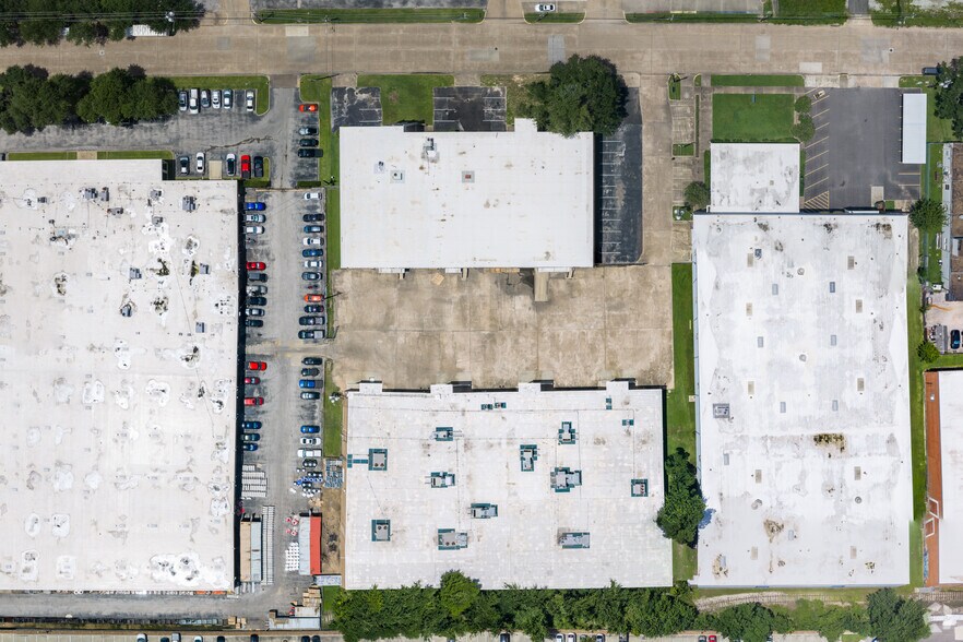 More Photos Of 6855 Wynnwood Ln, Houston Unknown For Lease