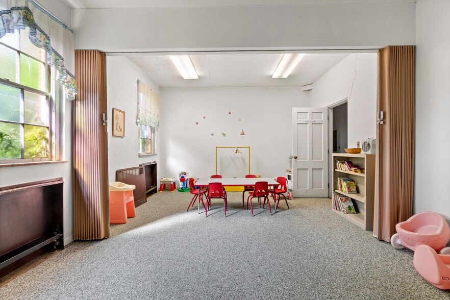 More Photos Of 500 Thompson Ave, Clairton Religious Facility For Sale