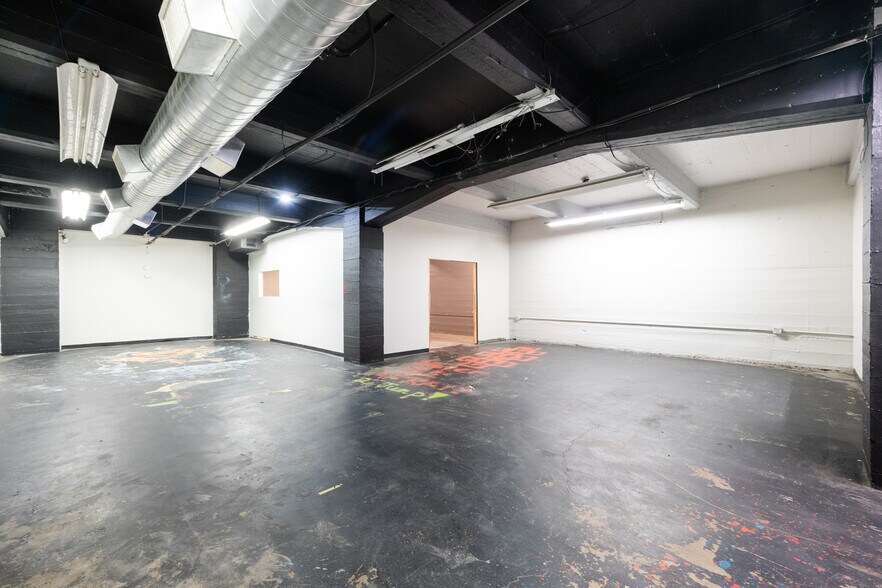More Photos Of 2110 Market St, Denver Warehouse For Lease