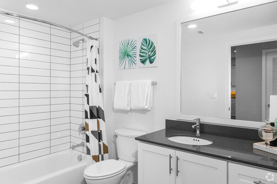 More Photos Of 3400 S Clark St, Arlington Apartments For Lease