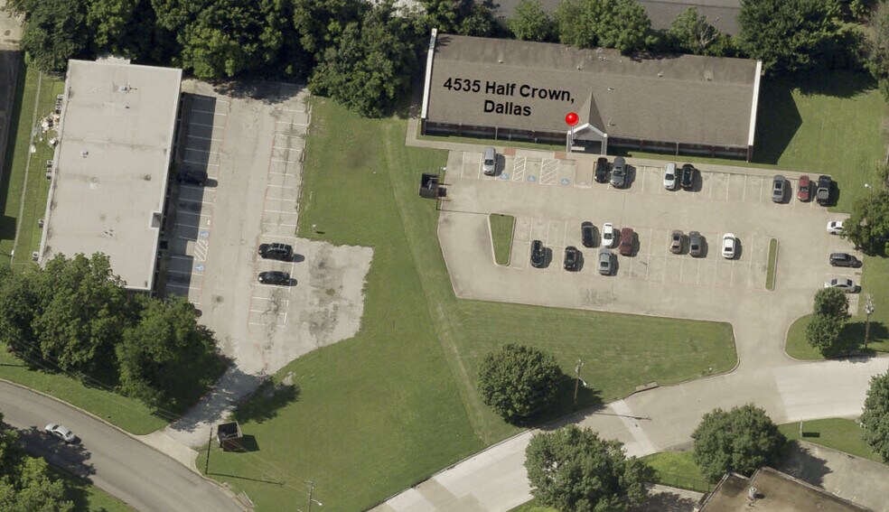 More Photos Of 4535 Half Crown Dr, Dallas Office For Sale