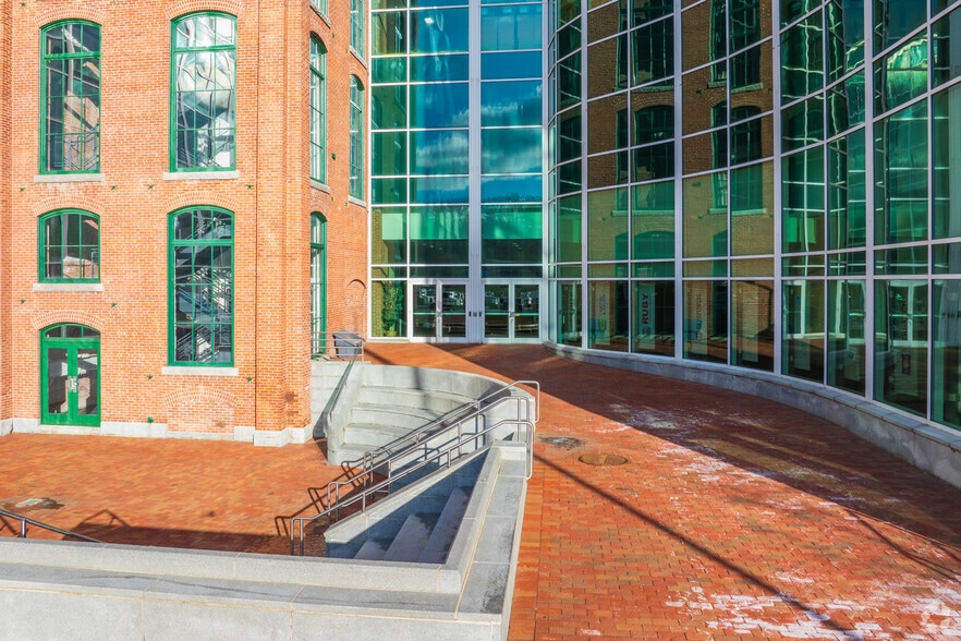 More Photos Of 46 Stafford St, Lawrence Unknown For Lease