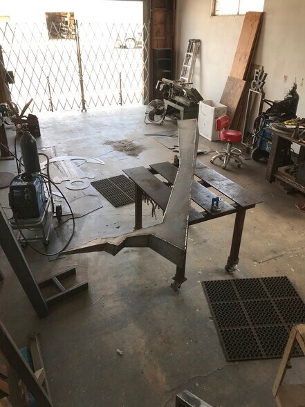 More Photos Of 1861 Main St, San Diego Warehouse For Lease