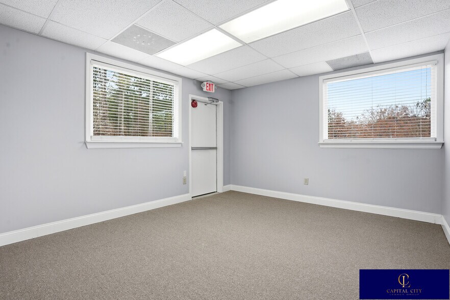 More Photos Of 10115 N Hwy 142, Covington Medical For Lease