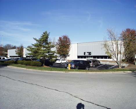 More Photos Of 310-336 Sovereign Ct, Ballwin Warehouse For Lease