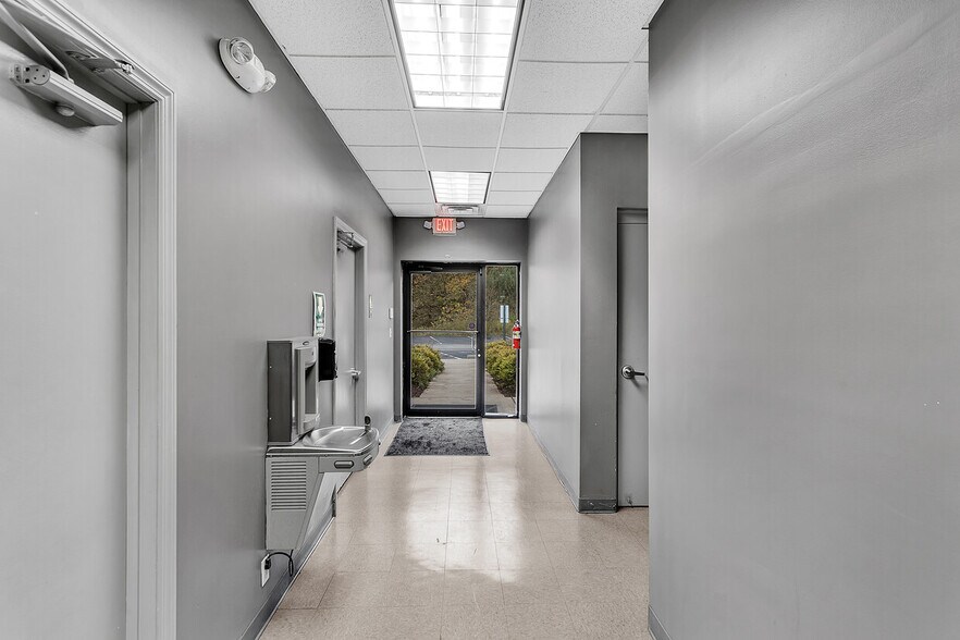 Primary Photo Of 4491 School Rd S, Murrysville Office For Sale