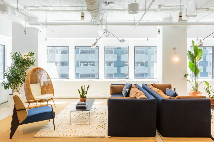 More Photos Of 575 Lexington Ave, New York Office For Sale