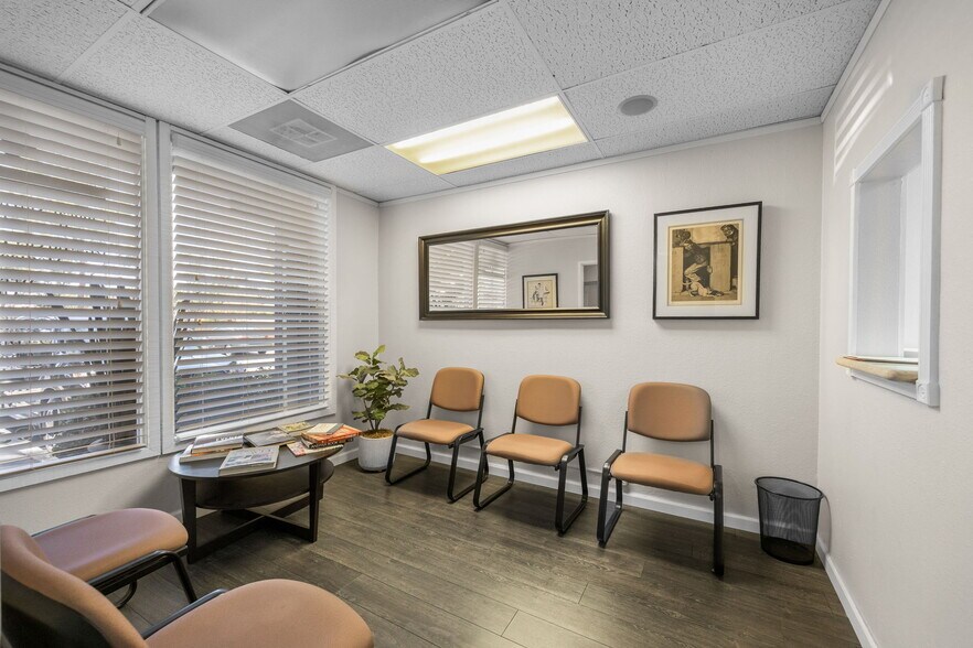 More Photos Of 630-640 S Glassell St, Orange Office For Sale