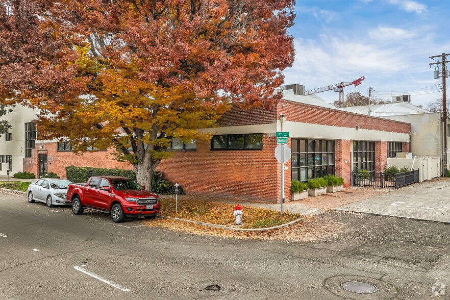 Primary Photo Of 1801 7th St, Sacramento Office For Lease