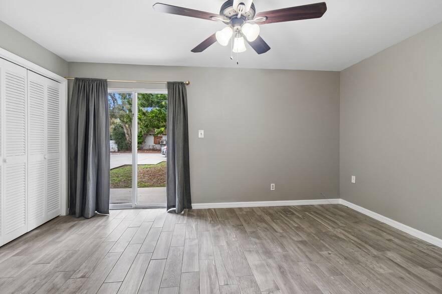 More Photos Of 4209 1/2 W North a St, Tampa Apartments For Sale
