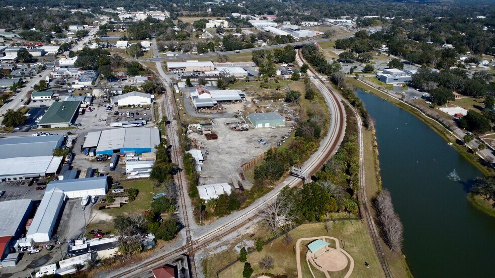 More Photos Of 206 NE 9th St, Ocala Warehouse For Sale