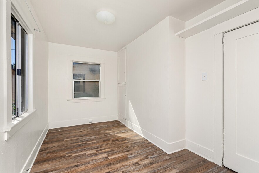 More Photos Of 720 King Ave, Wilmington Apartments For Sale