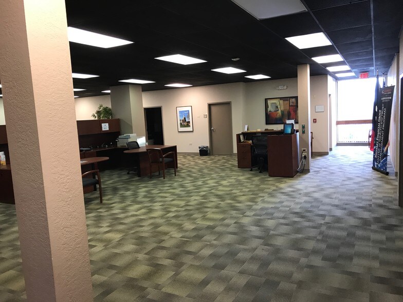 More Photos Of 8030 Arrowridge Blvd, Charlotte Office For Sale