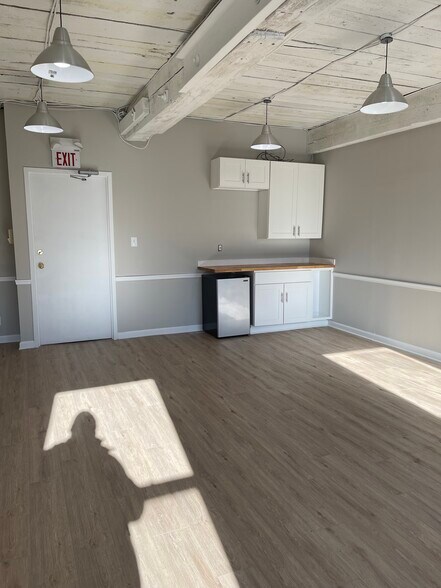 More Photos Of 4100 Main St, Manayunk Office For Lease