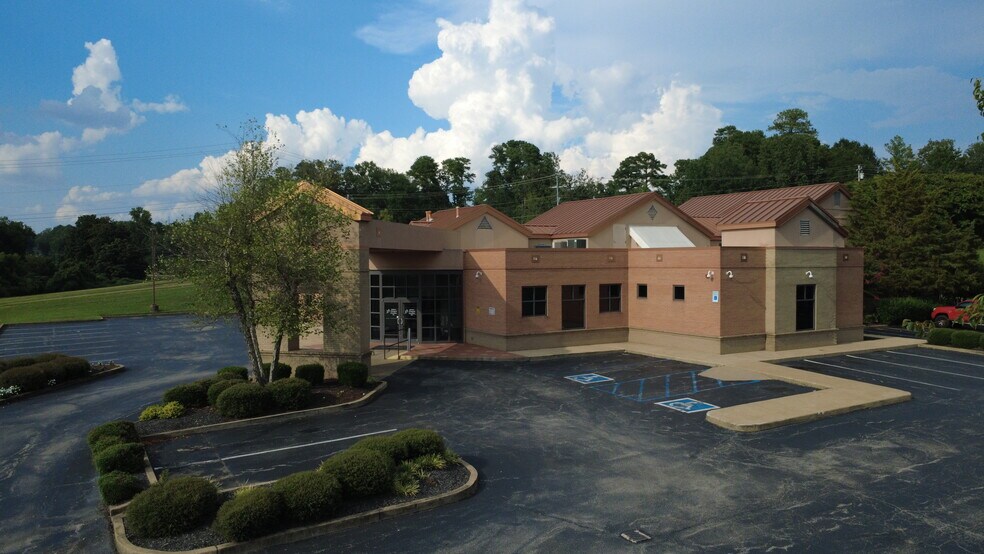 More Photos Of 28 Medical Center Dr, Jackson Healthcare For Sale