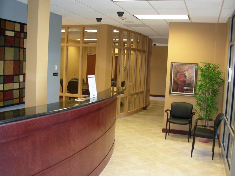 More Photos Of 10062 W 190th Pl, Mokena Office For Lease