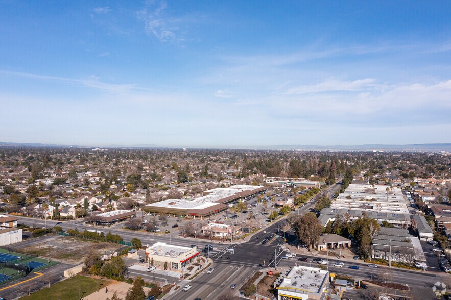 More Photos Of 1655 Hollenbeck Ave, Sunnyvale Bank For Lease