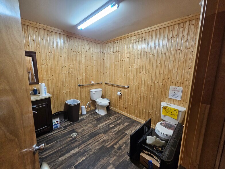 More Photos Of 606 W Main St, Thibodaux Convenience Store For Sale